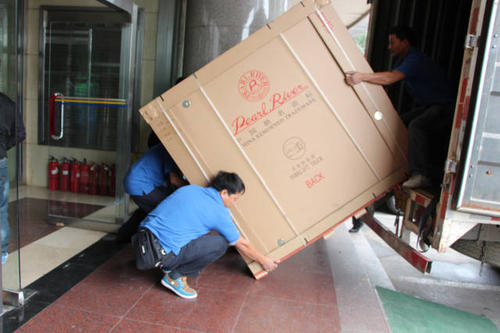 江陵钢琴贵重工艺品无忧运